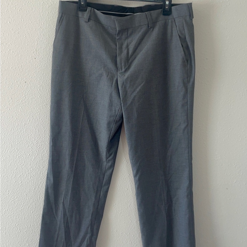 Men's Elegant Gray Dress Pants - Picture 2 of 11